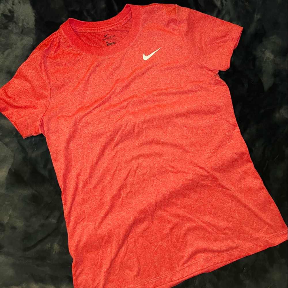 Women’s Nike athletic top size Medium